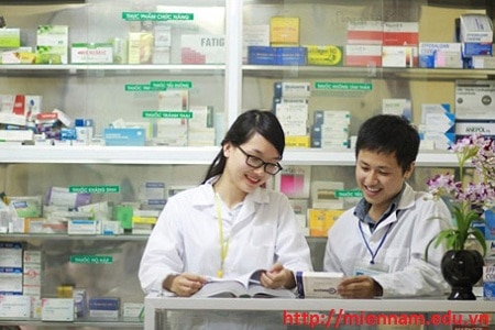 Bình Định – Tuyển sinh Cao đẳng Dược chính quy 2018